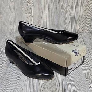 NEW Soft Style Angel II Black, Women's 7.5 EW Extra wide
